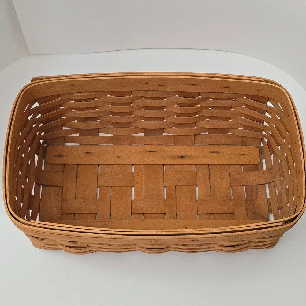 Longaberger 2002 Long Tissue Basket & Lid